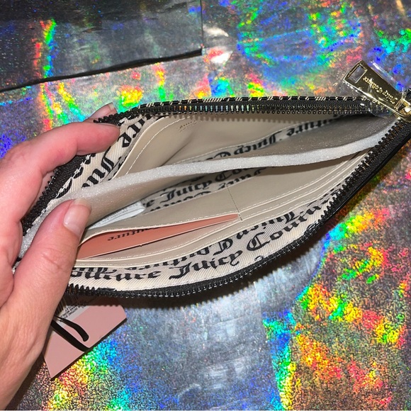 NEW Juicy Couture Monogram Clutch Wallet - Picture 2 of 4